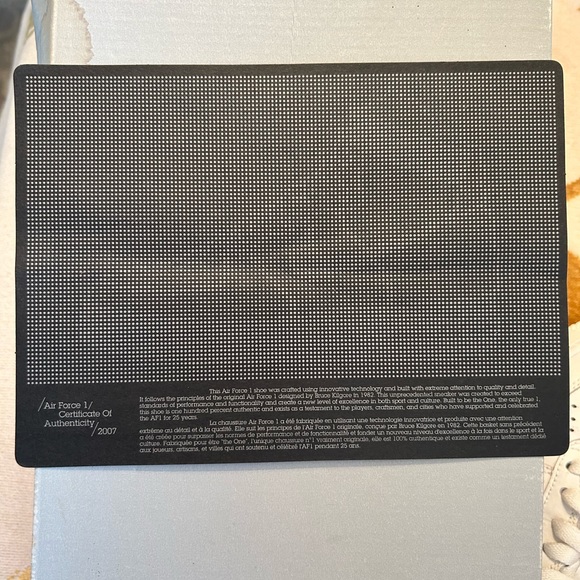 Nike Air Force One - 07 Low - All White - 25th Anniversary Edition - Size 4Y - Picture 6 of 9